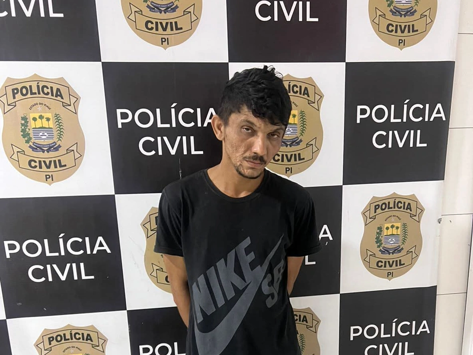David Carvalho, foragido da Justiça