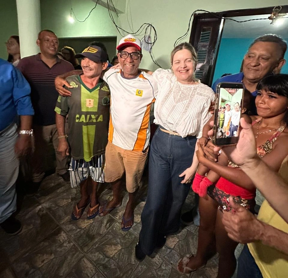 Deputada Gracinha Mão Santa durante agenda