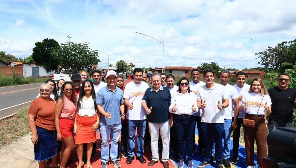 Deputado Flávio Júnior durante agenda