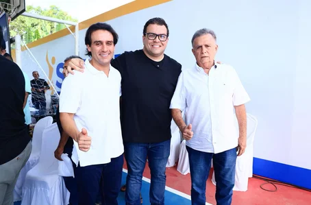 Deputado Flávio Júnior participa de entregas em Passagem Franca do Piauí