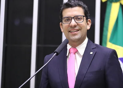 Deputado Marcelo Queiroz é alvo da PF em operação