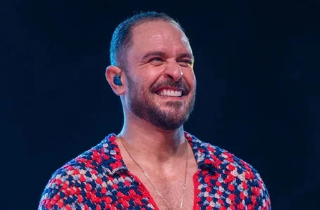 Diogo Nogueira precisou cancelar compromissos após ser internado para tratamento de saúde