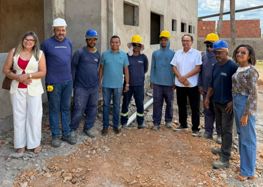 Dr. Francisco em São João do Piauí