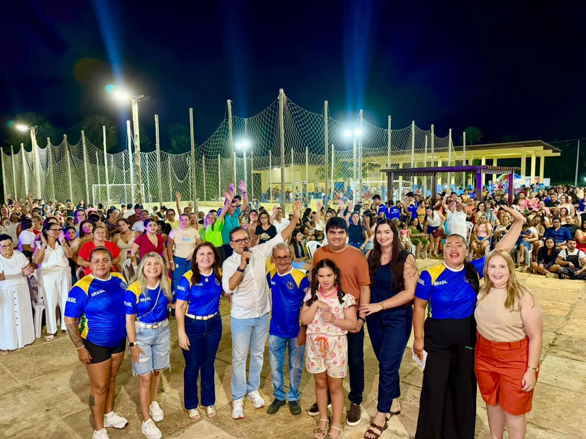 Dr. Hélio participa de ação do Dia das Mães