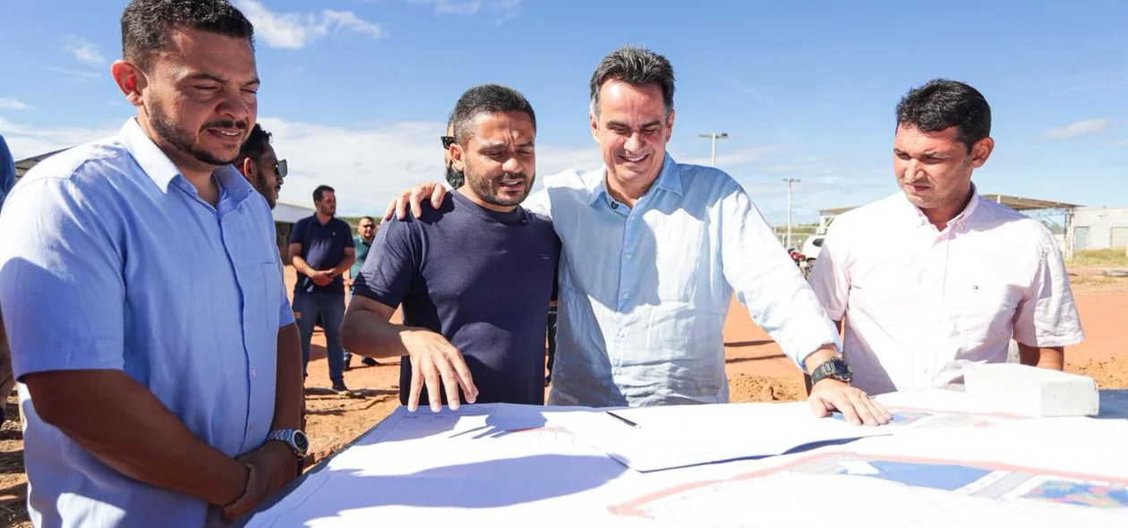 Entrega de obras e anúncio de novos investimentos