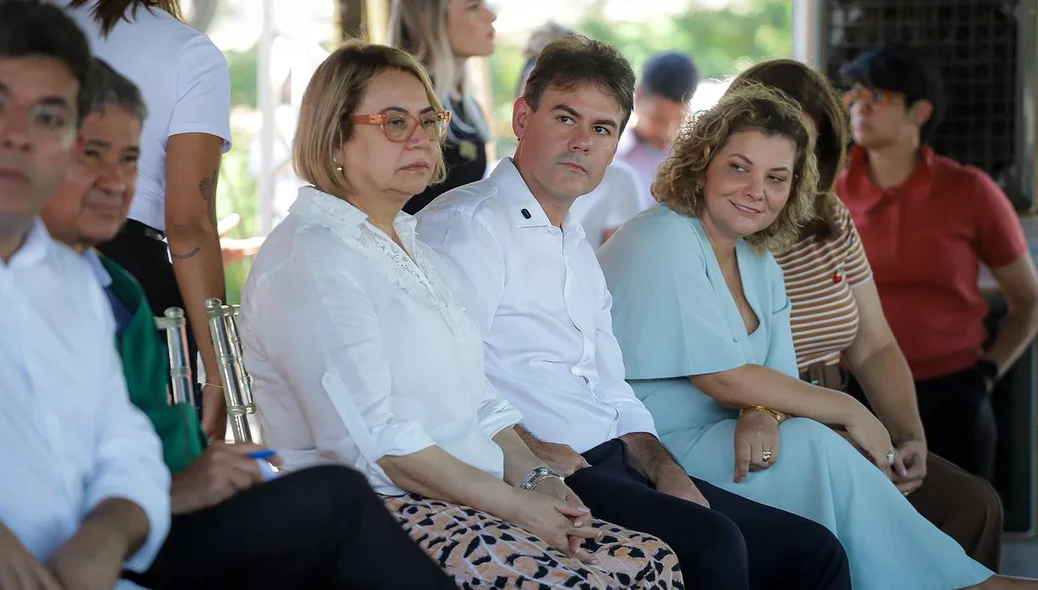 Entrega de veículos do MobSUAS