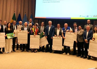Entrega dos primeiros Certificados de Valor de Crédito Financeiro (CVCF) para hospitais privados