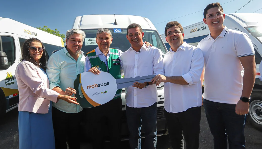 Entrega sendo feita aos municípios