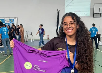 Estudante Maria Rita Lima