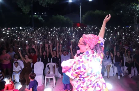 Festa das mães reúne mais de 400 pessoas em Alto Longá com música e premiações