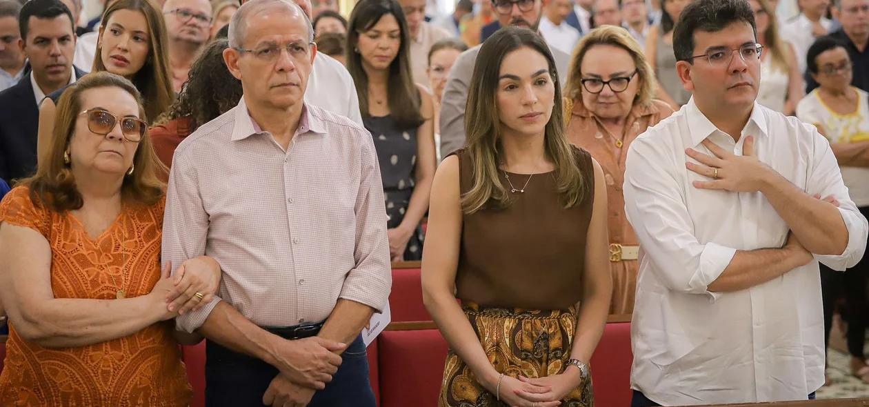 Governador Rafael Fonteles e família
