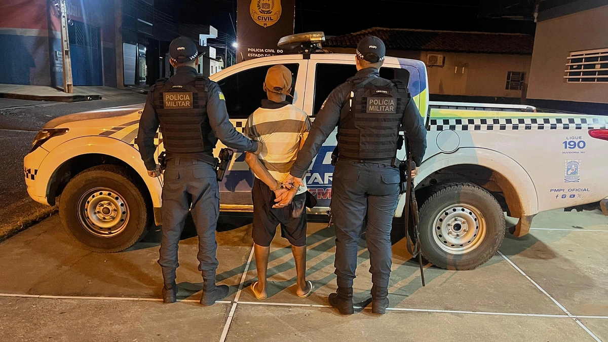 homem identificado pelas iniciais S.P.S. preso na noite desse domingo (17)