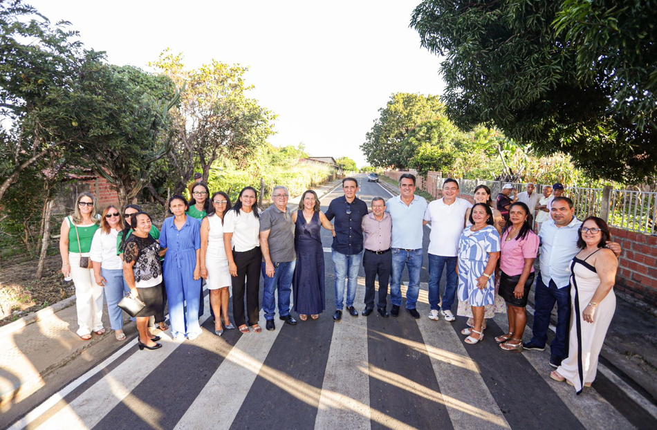 Inauguração da pavimentação asfáltica no bairro Chapada do Brejo