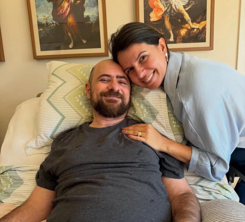 Influenciador e palestrante Tiba Camargos e sua esposa, Andréa Camargos