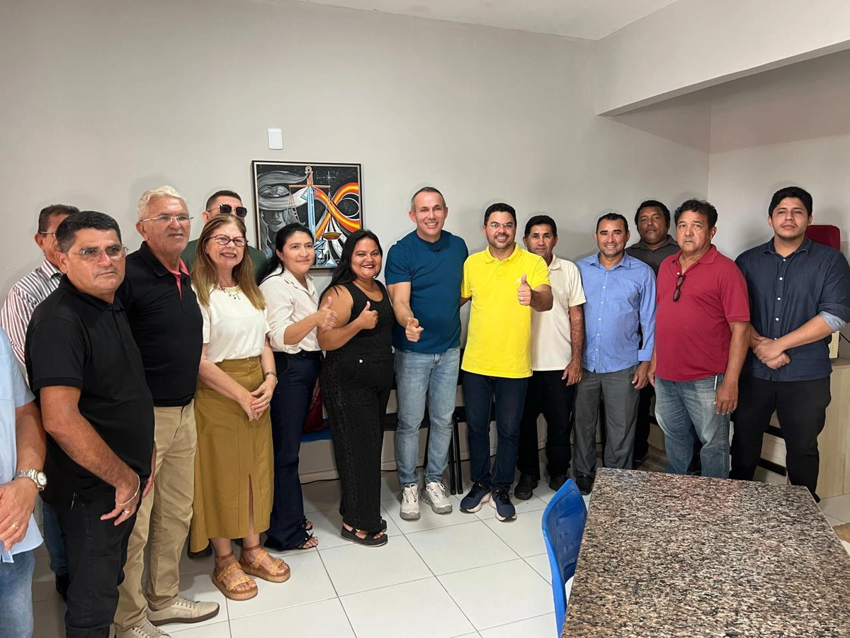 Já em Luís Correia, o pré-candidato conquistou o apoio do vice-prefeito Rafael Silva