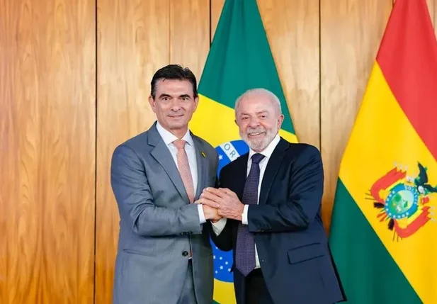 Lula promete apoio humanitário à Bolívia após pedido do presidente Rodrigo Paz