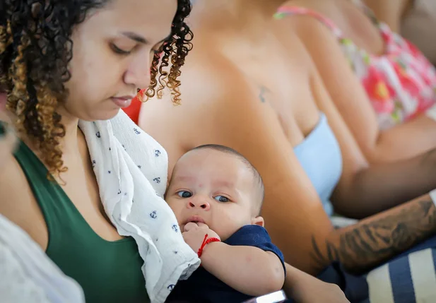 Mãe com o seu bebê