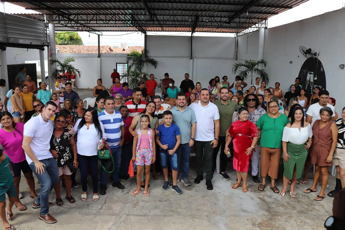 Marcos Aurélio Sampaio e lideranças