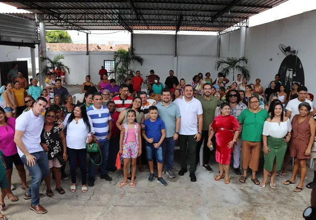 Marcos Aurélio Sampaio e lideranças