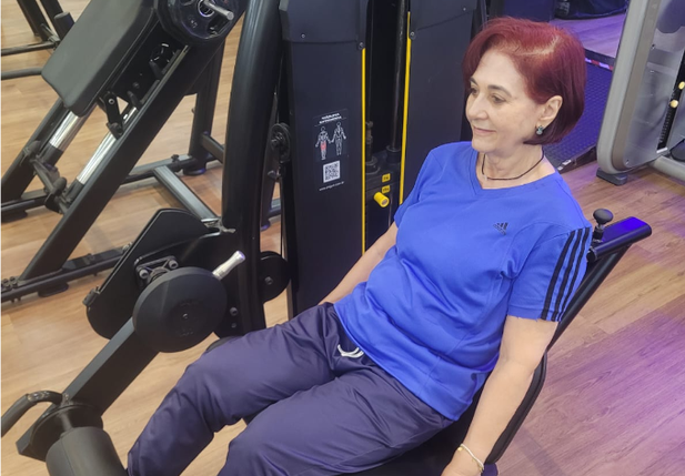 Menopausa: por que toda mulher deveria “puxar ferro”