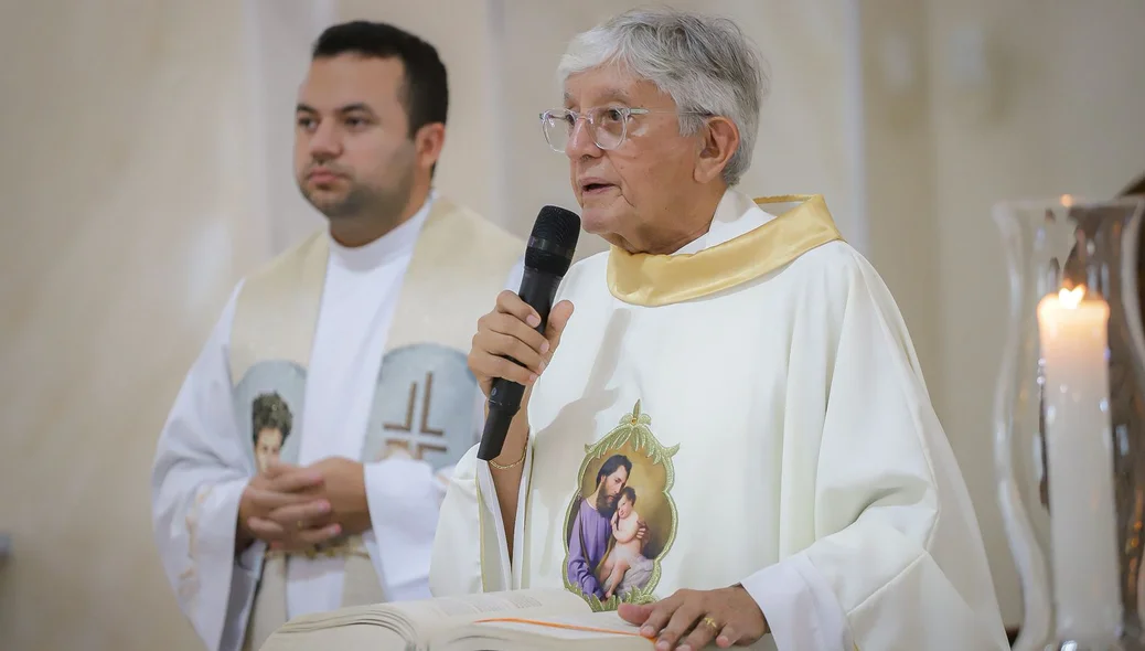 Missa foi celebrada por Tony Batista