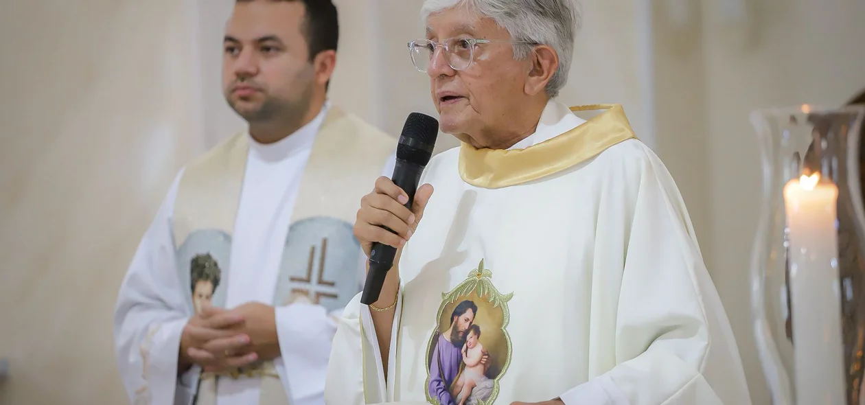 Missa foi celebrada por Tony Batista