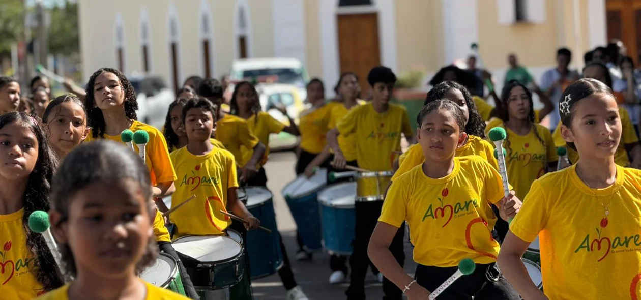 Mobilização percorreu as ruas de Esperantina levando mensagens de proteção, cuidado e respeito às crianças e adolescentes.