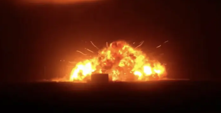 Nave da Blue Origin explode em teste na plataforma