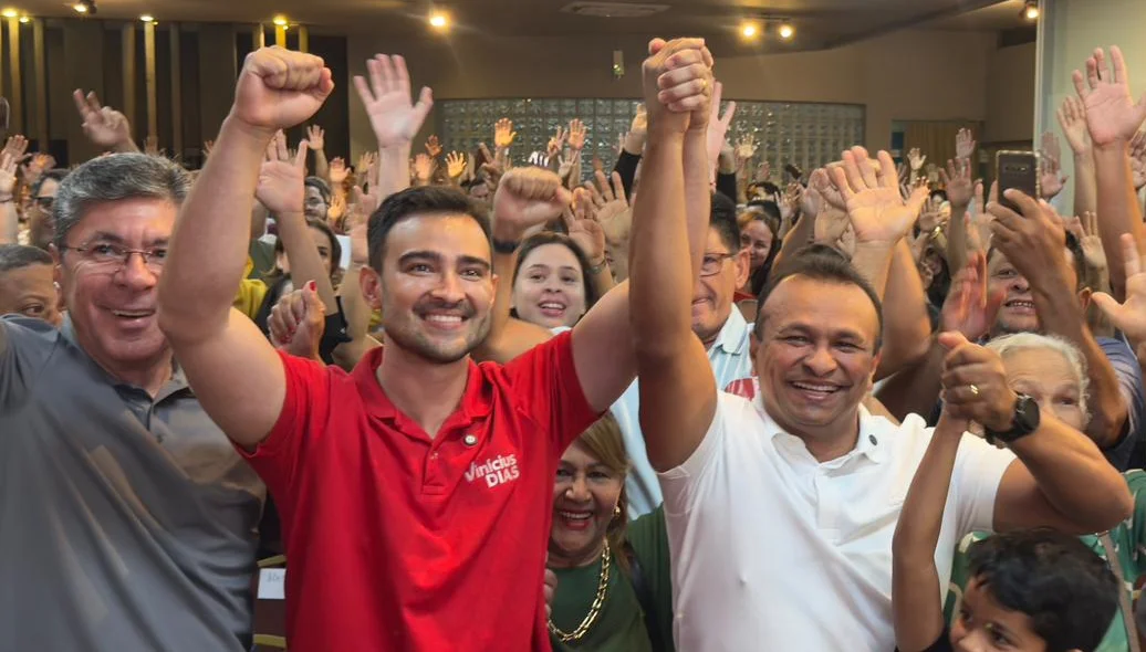 Oficialização da dobradinha entre Vinícius Dias e Fábio Abreu
