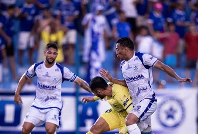 Parnahyba reage no segundo tempo, vira sobre o IAPE e sobe na tabela da Série D