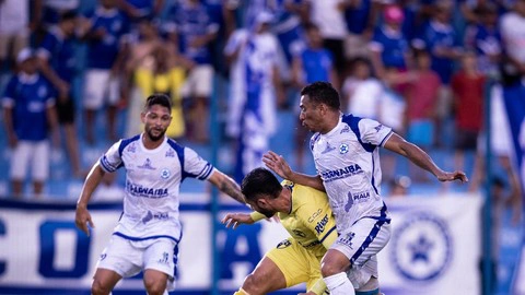 Parnahyba reage no segundo tempo, vira sobre o IAPE e sobe na tabela da Série D