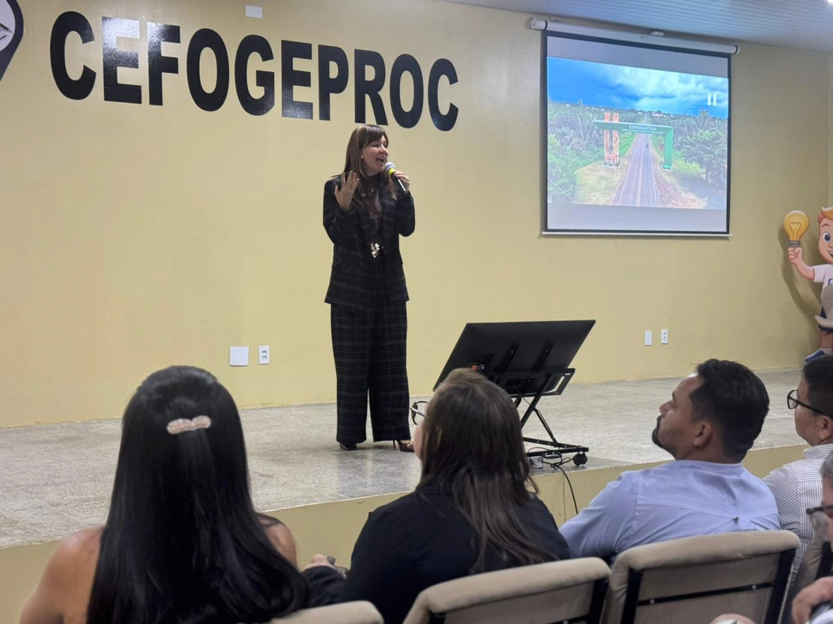 Prefeita Ivanária Sampaio