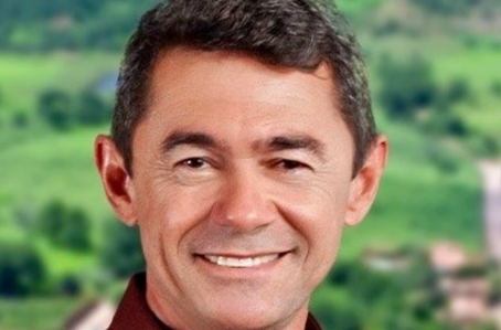 Prefeito Arquel Alves