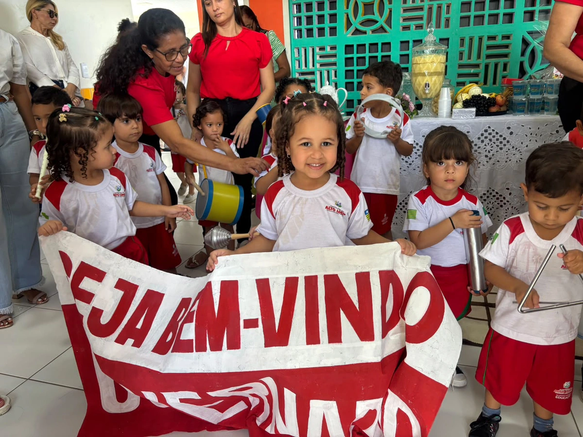 Prefeitura de Alto Longá fortalece educação infantil com novo kit pedagógico em parceria com o Estado