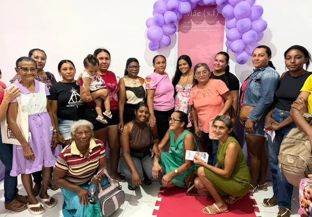 Prefeitura de Castelo do Piauí promove ação em homenagem ao Dia das Mães na UBS da Cohab