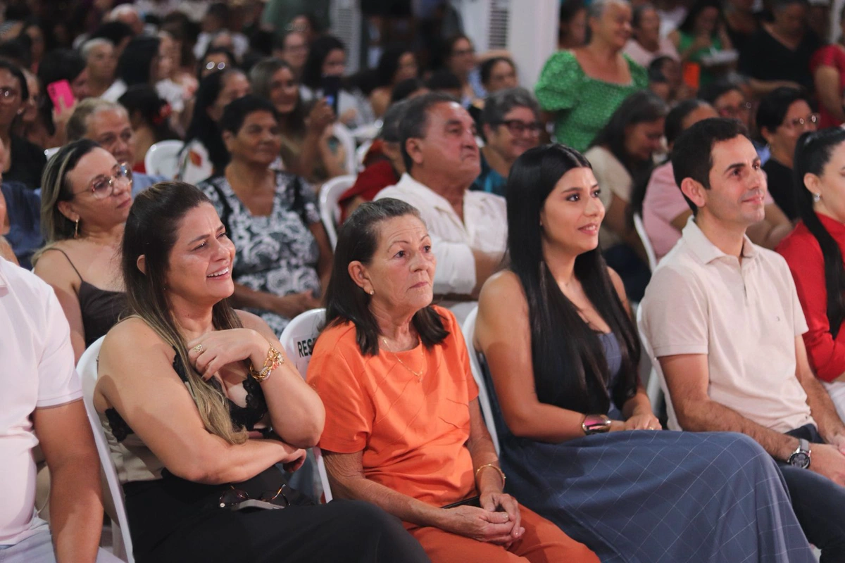 Prefeitura de Castelo do Piauí realiza homenagem às mães