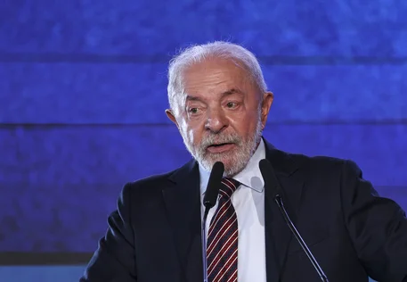 Lula sanciona marco legal que permite novas fontes de financiamento para o transporte público