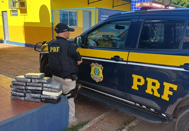 PRF apreendeu 18 kg de cloridrato de cocaína