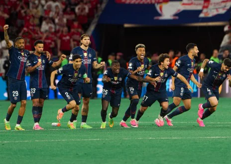 PSG decide nos pênaltis e conquista título da Champions League pela segunda vez consecutiva