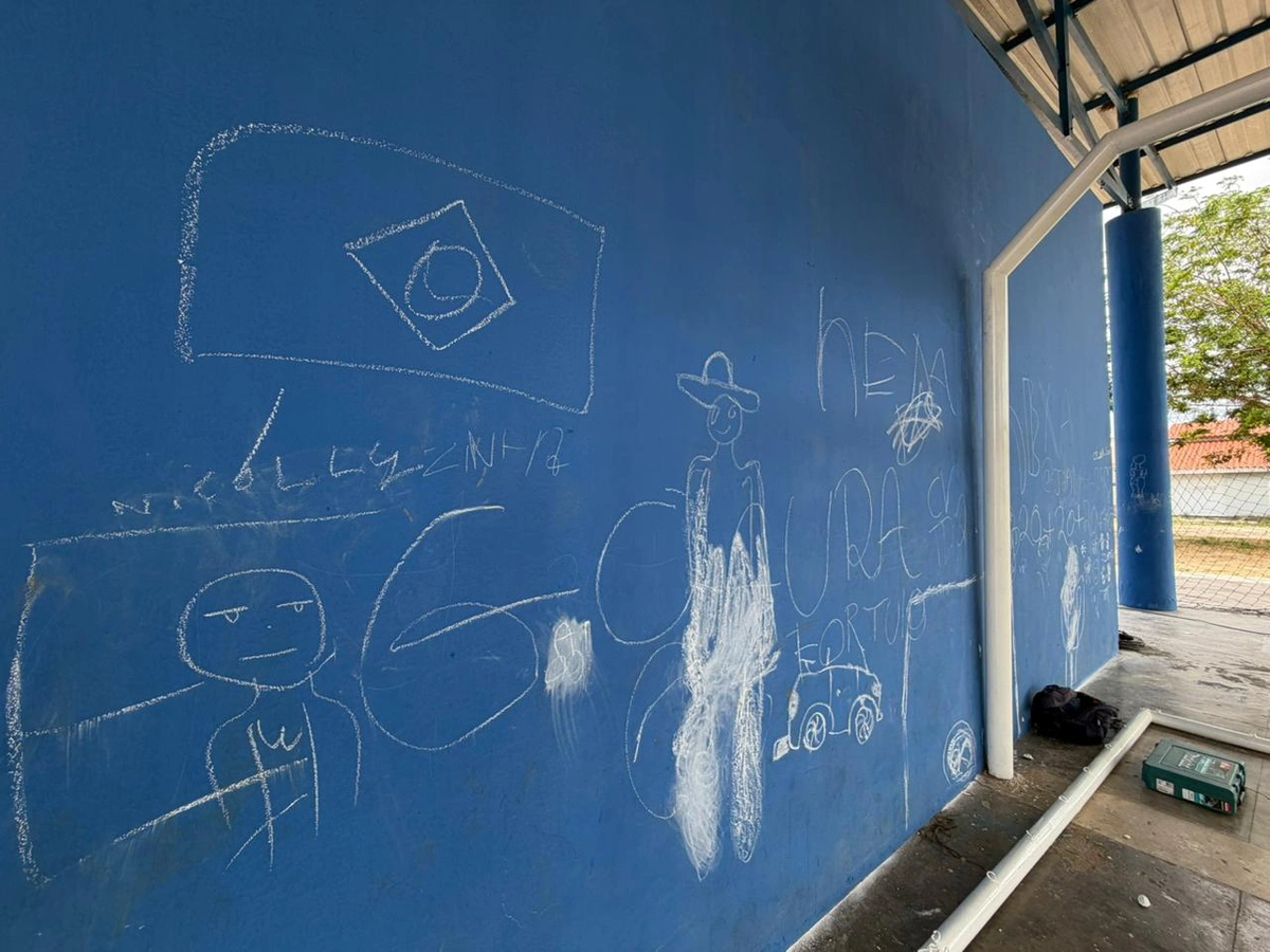 Quadra esportiva Lozinha Bezerra é alvo de vandalismo