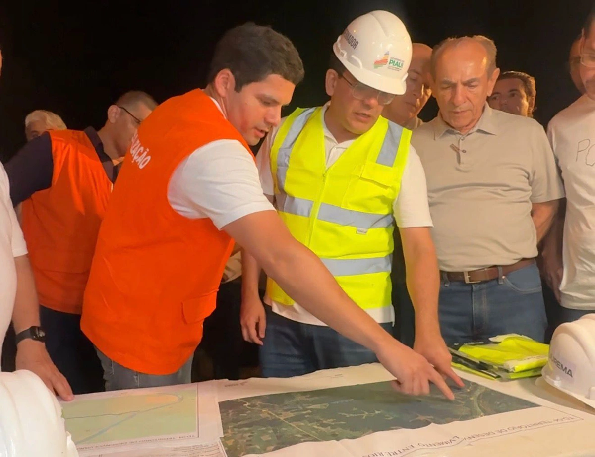 Rafael Fonteles e Leo Sobral visitam obras em rodovias entre União e Lagoa Alegre