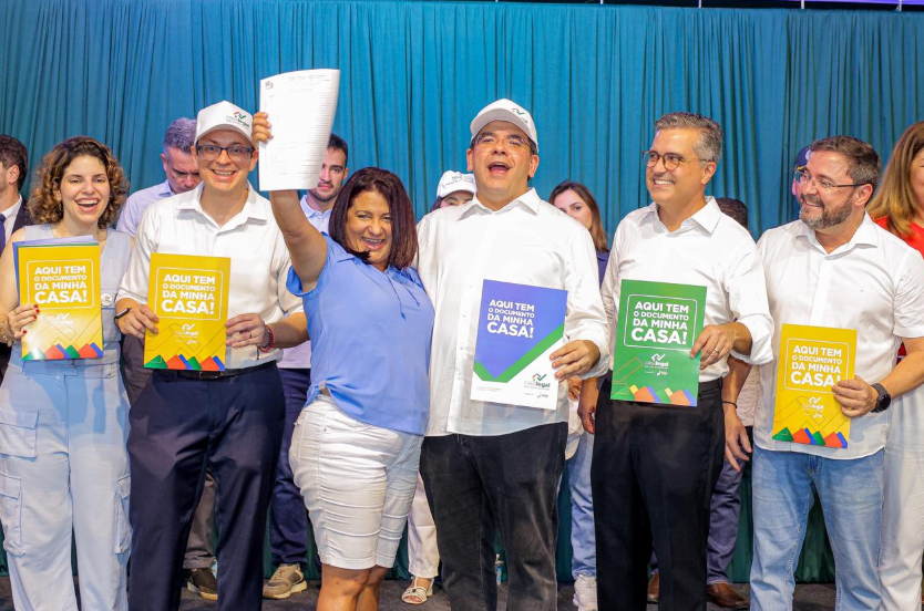 Rafael Fonteles entrega 894 registros na zona norte de Teresina