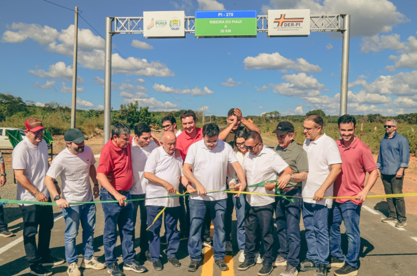 Rafael Fonteles inaugura a recuperação da pavimentação asfáltica das rodovias estaduais PI 248 e PI 270