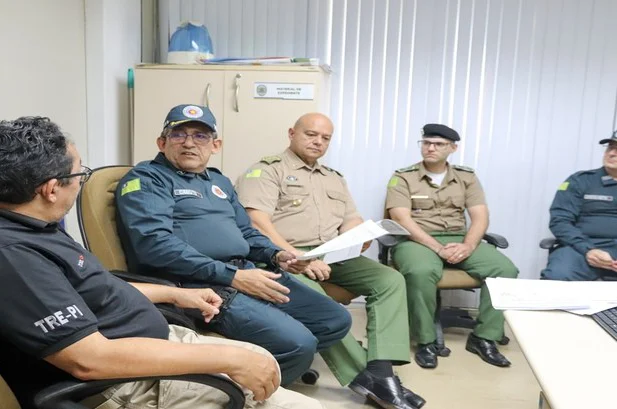 Reunião para tratar da segurança das eleições no Piauí