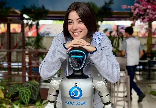 Robô no Instituto São José