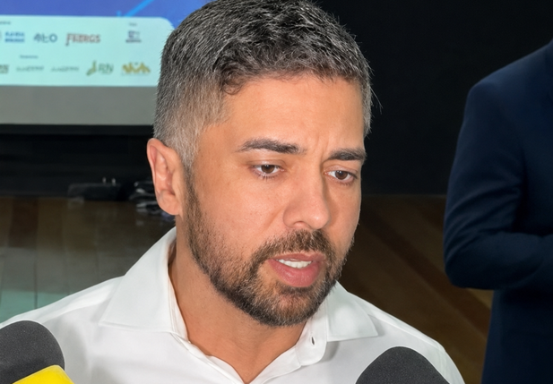 Secretário Rodrigo Amorim lançou programação do Festival de Inverno