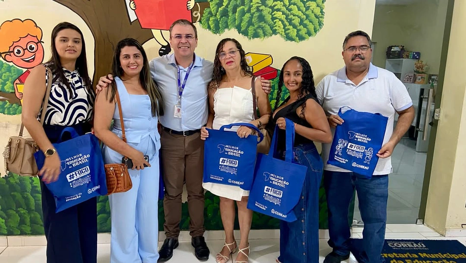 Técnicos da educação de São João do Arraial ampliam conhecimentos em seminário de excelência educacional em Coreaú