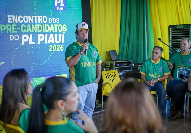 Tiago Junqueira durante evento do PL