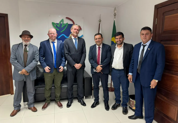 Toninho de Caridade discute com IBAMA soluções para agricultores do Piauí