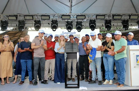 Vera Mendes inaugura poço de 700 metros e reforça abastecimento na zona rural